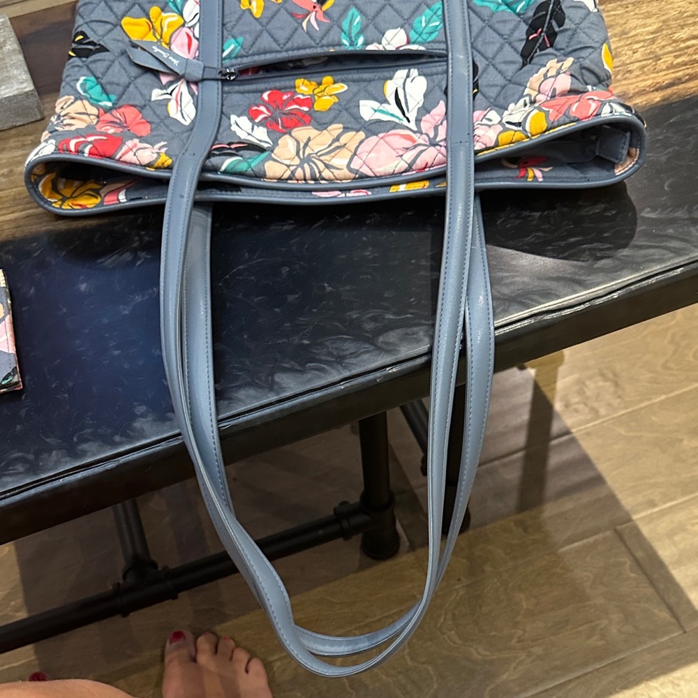 Floral Quilted Tote Bag Bundle- Gray - Picture 4 of 10